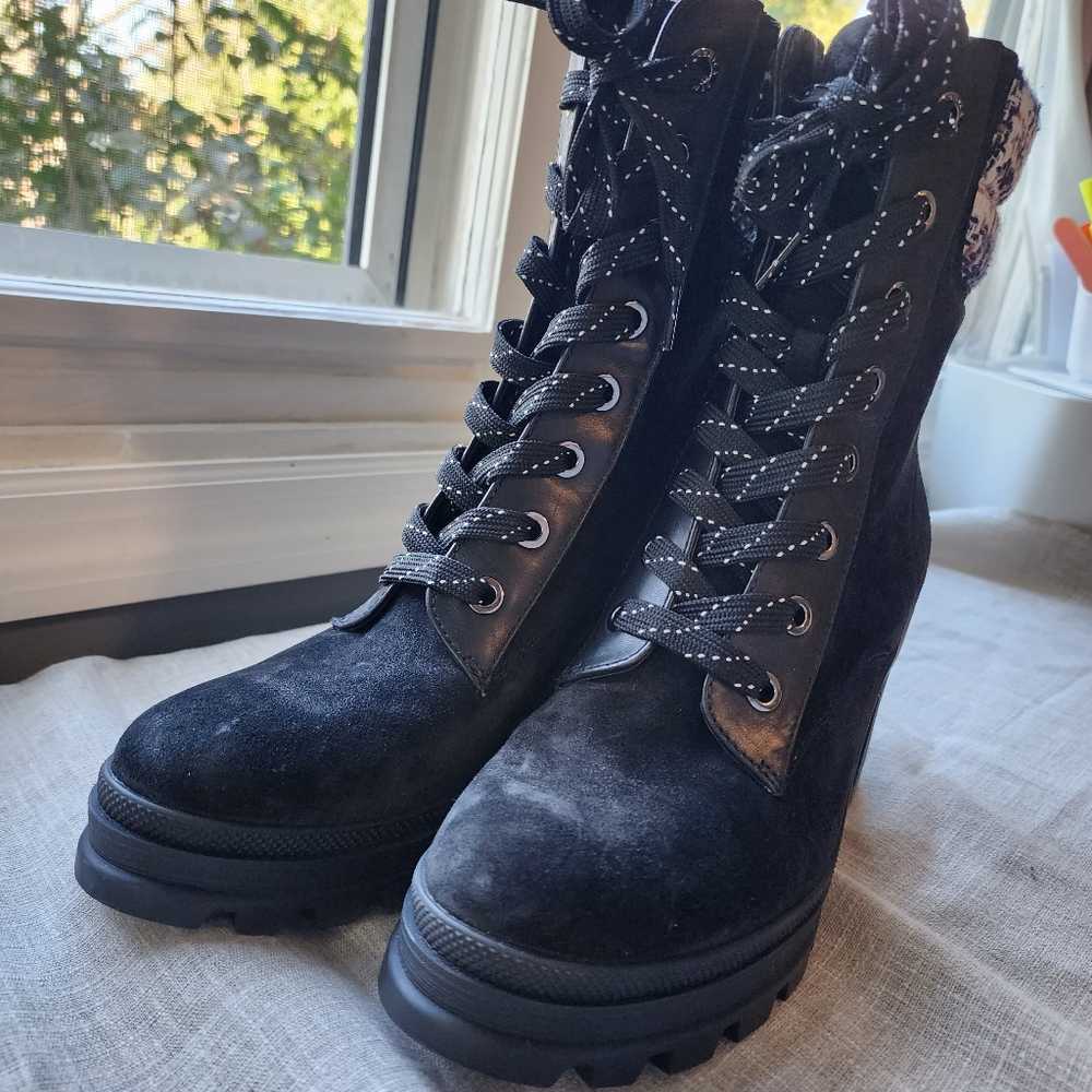 NWOT Veronica Beard Westport Water Resistant Black Suede Boots - Size 10 - Picture 3 of 14